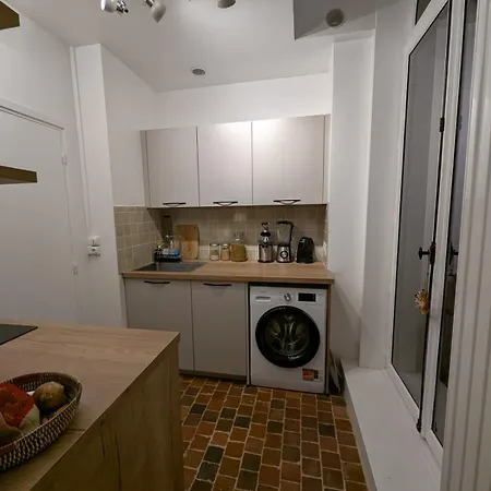 Charming T2 With Balcony In Lille-centre * Lille